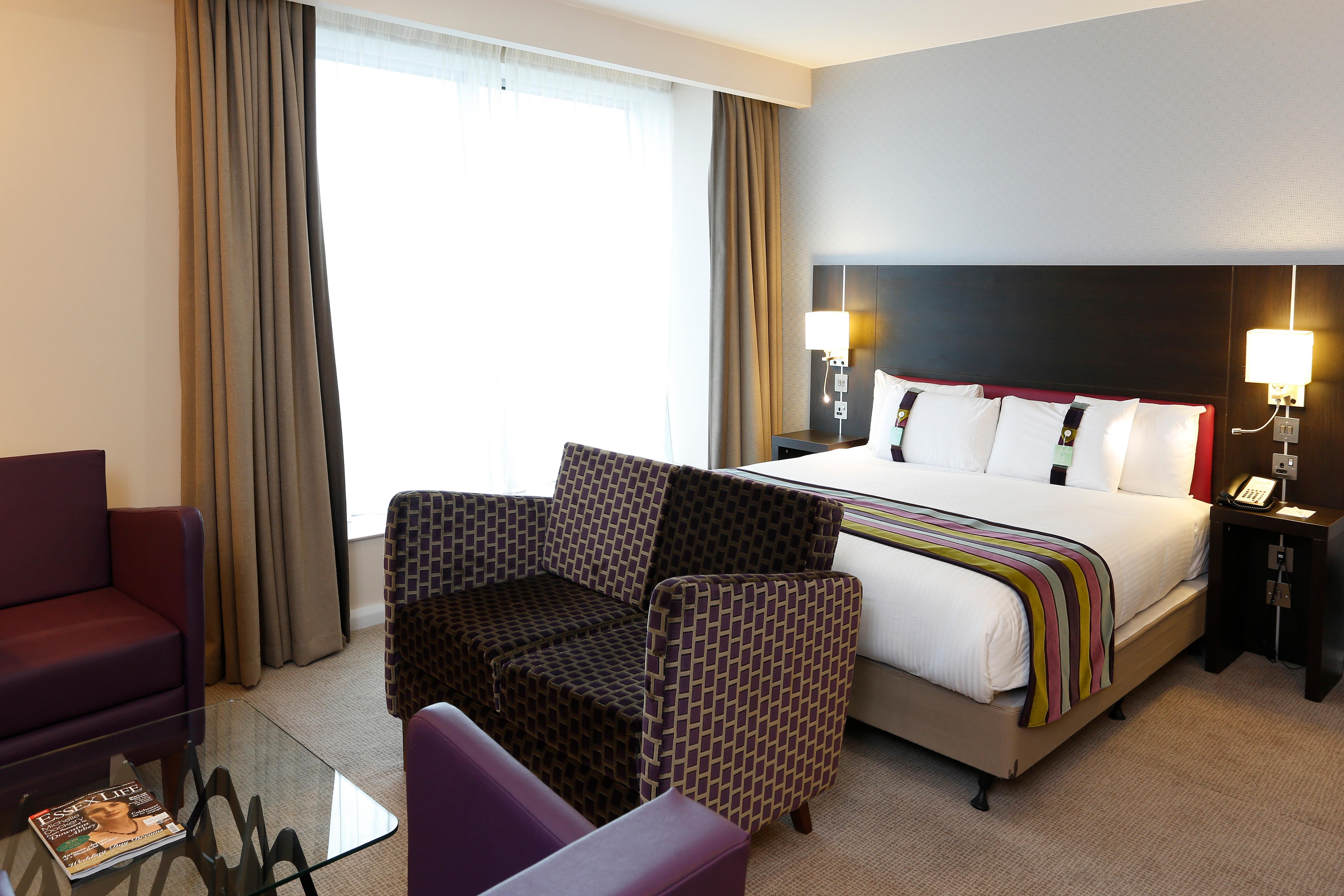 Holiday Inn Southend By Ihg Экстерьер фото