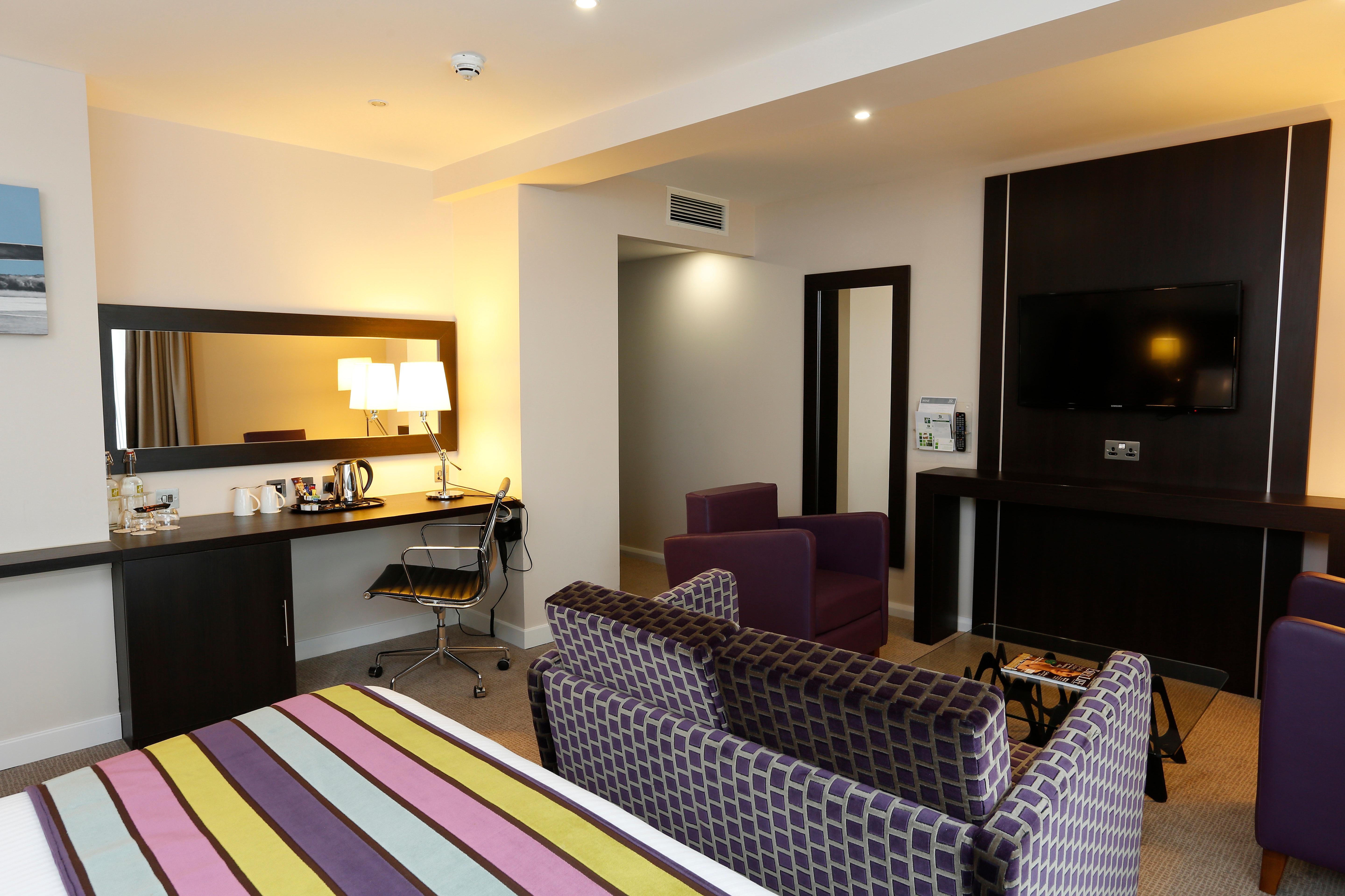 Holiday Inn Southend By Ihg Экстерьер фото